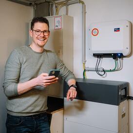 PV-Anlage mit Speicher im Eigenheim | © Bildnachweis: ©Pfalzwerke/Patrick Junker