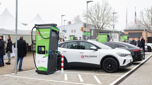 Deutschlandnetz-Ladepark der Pfalzwerke in Landau