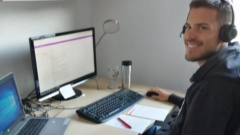 Jonas Fischer im Home Office