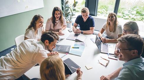 hackathon gruppenarbeit